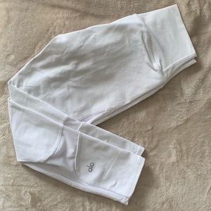 Alo Yoga High-Waist Coast Capri leggings